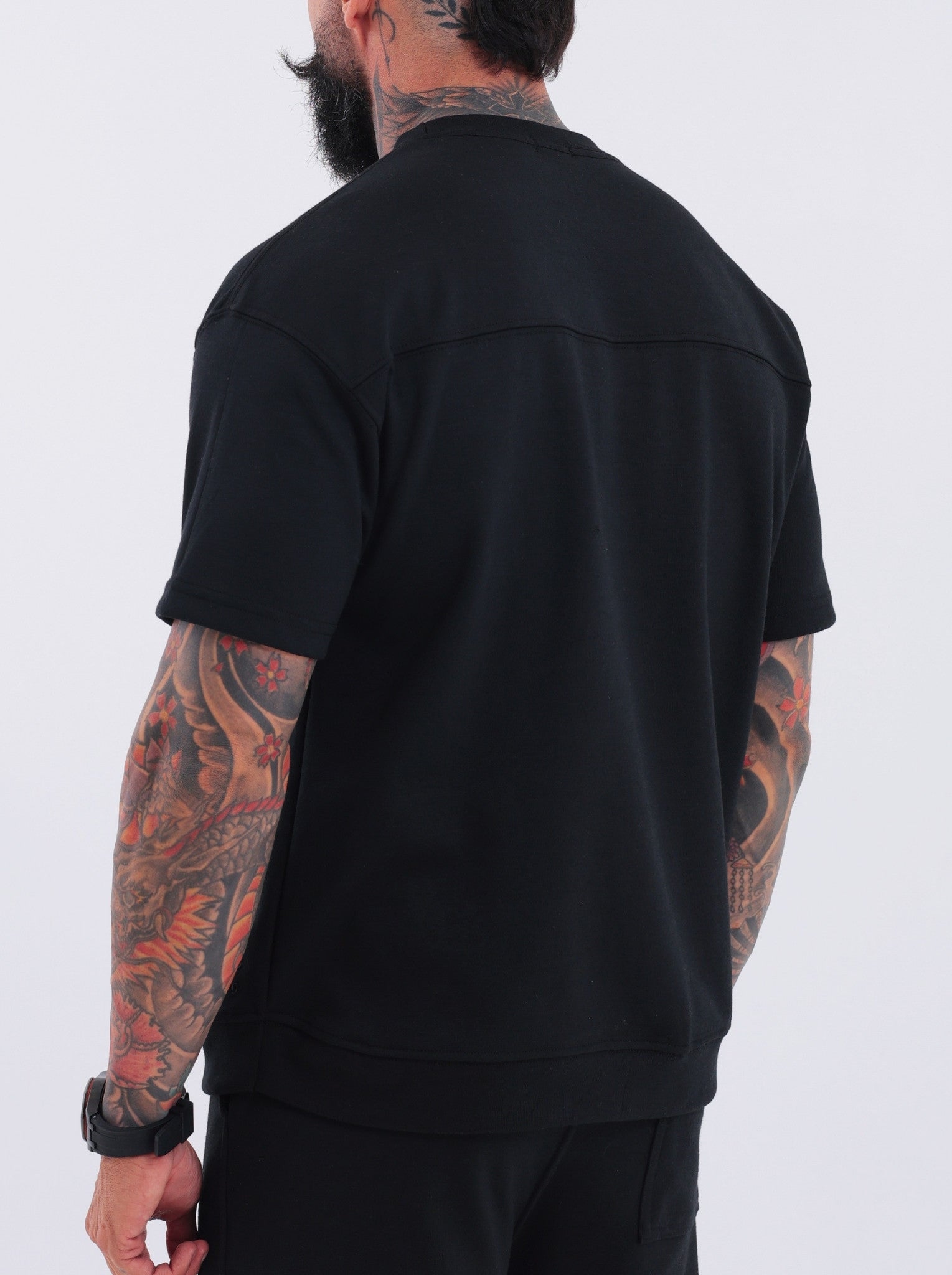 Camiseta Boxy Santorini Preta